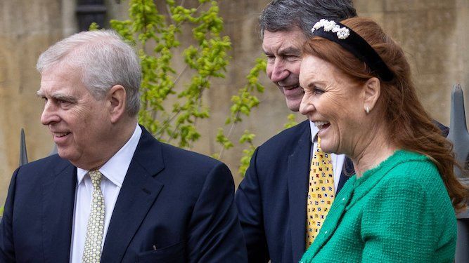 thedailymash's tweet photo. The nonce, the Chinese spy, and all my other great mates, by Prince Andrew https://t.co/chVBzMP2Y3 https://t.co/XyOqaT3baG