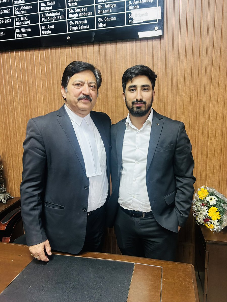 Amir Butt ( بٹ عامر) tweet media