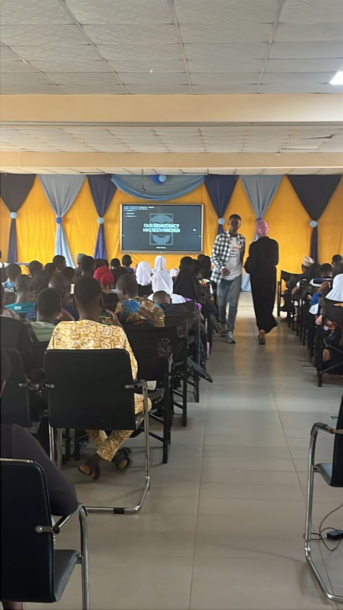 TheRedeemedTolu's tweet image. To these, in less than an hour?
Com&apos;n E for Energyyyyyyy!👏👏👏

#web3techu #web3 #web3community #crypto

@Web3TechU