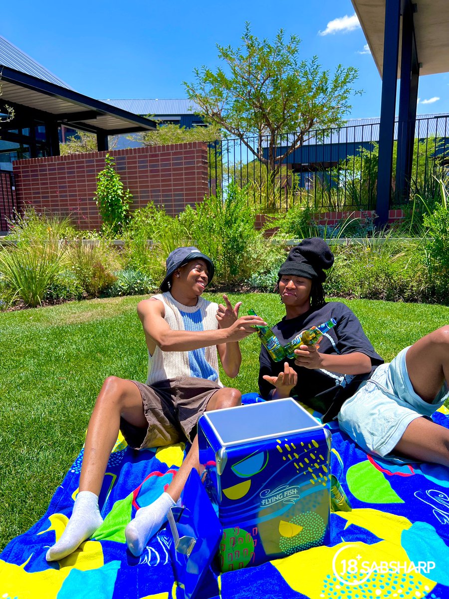 ArjiinLua's tweet photo. Taking it easy never looked so good. @FlyingFishSA Pressed Lemon – your perfect chill companion. 🍹✨ #SlideIntoSummer #ad https://t.co/JQLL8gbgZU