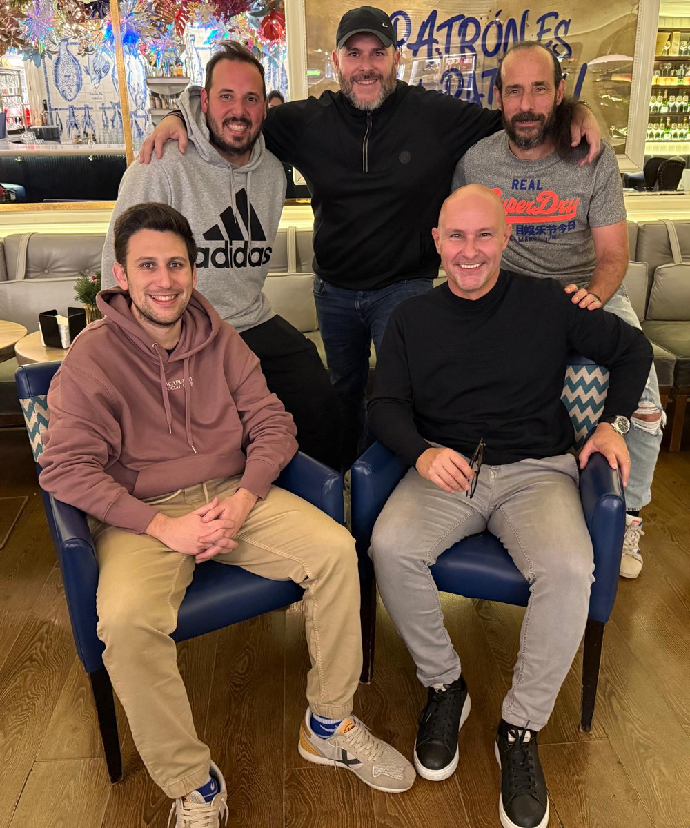 ¡Padelona acaba el año con 11.000 oyentes semanales!
Nuestro programa exclusivo de pádel con <a href="/enricbayon/">Enric Bayón</a> y equipo, cierra su sexto año en antena con los deberes hechos y buena nota.
 #mushopadel
radiomarcabarcelona.com/padelona-acaba…