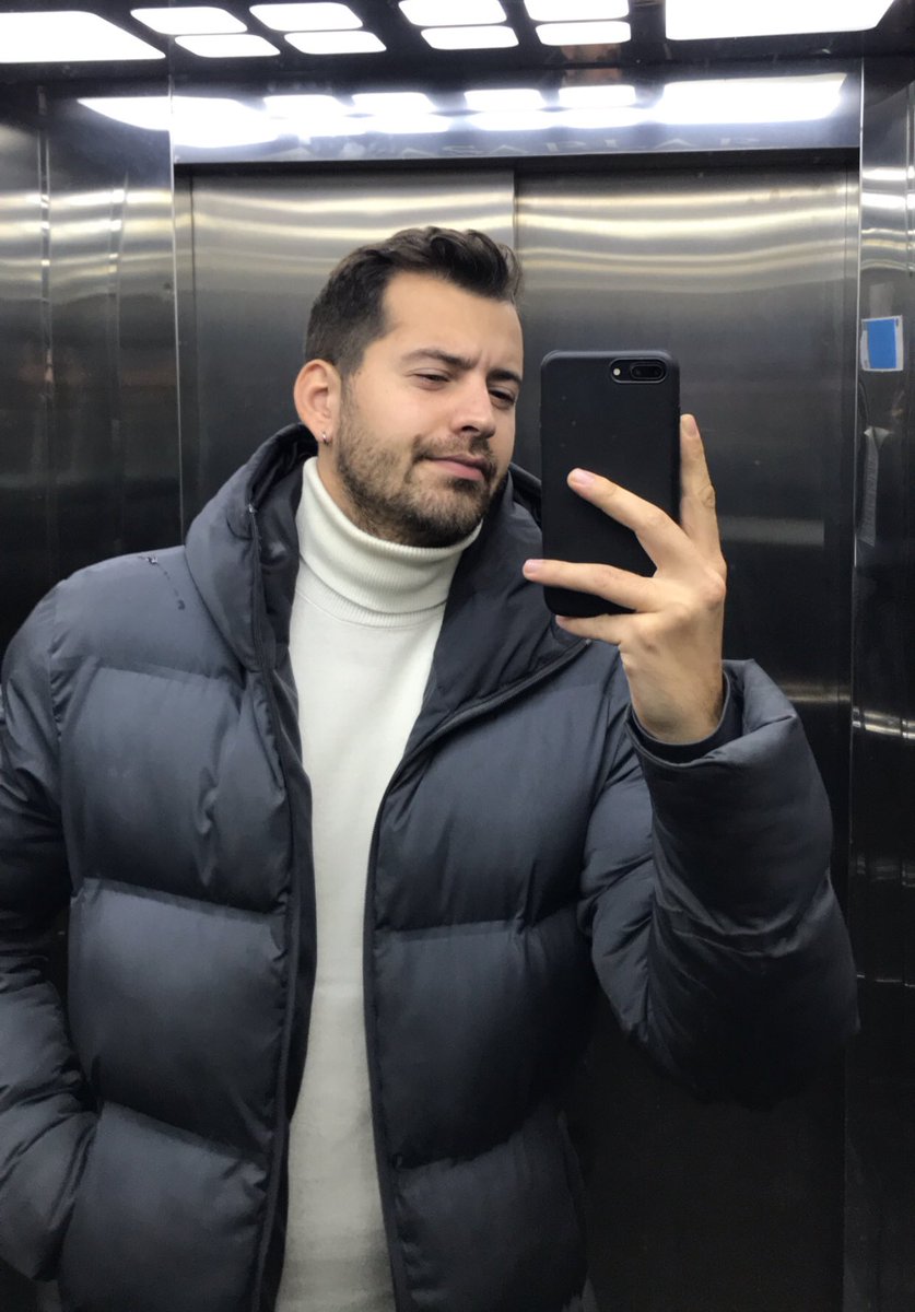 brky96a's tweet photo. İşler güçler ve hayırlı cumalar https://t.co/nh4HeFFihK