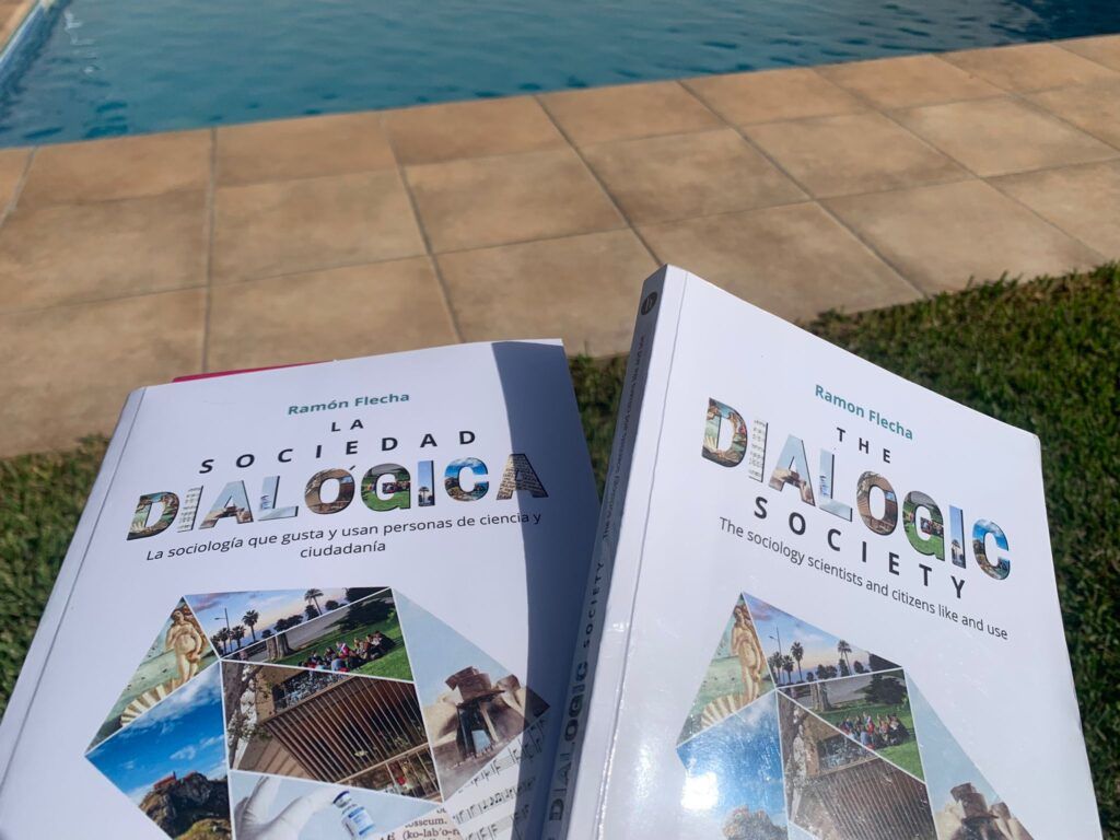 ¿Estás leyendo un libro de calidad? ¿O solo ves series?
✍️ Ane López de Aguileta

¿Te lo perdiste?
->buff.ly/3DmteFv
Hay quien tiene errores tan básicos como llamar libertad a hacer lo que le perjudica, lo que le han impuesto, y es difícil que se dé cuenta porque...