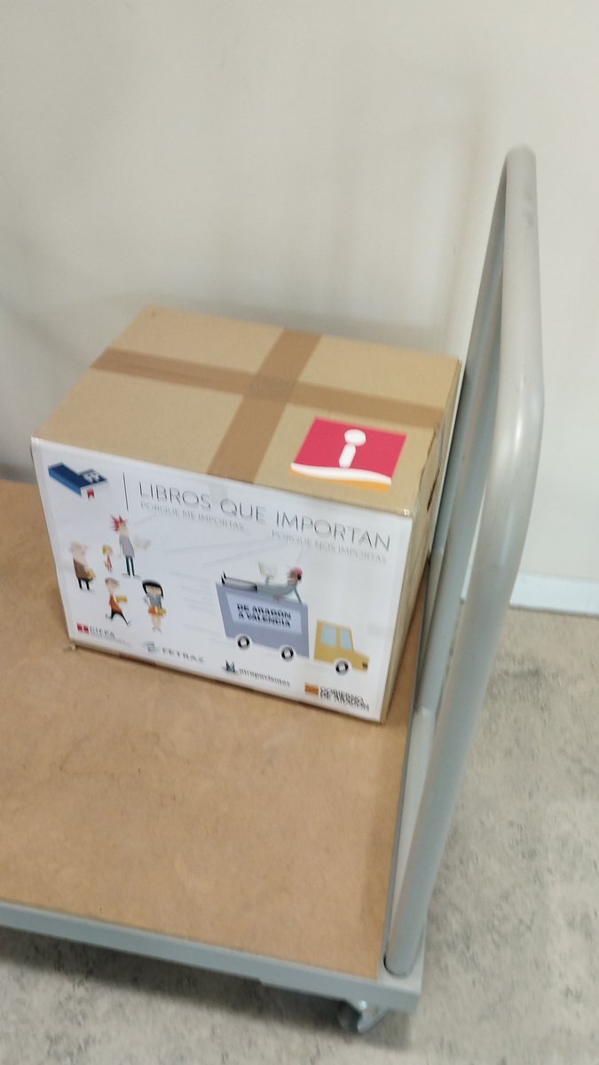 cifpa_aragon's tweet photo. ¡Preparando la expedición para Valencia! La próxima semana gracias a @FETRAZ los ejemplares recogidos en la campaña Libros que Importan FP llegarán a su destino.
¡¡Gracias!!
Alrededor de 700 libros vuelan hacia la #FP valenciana
@Atrapavientos @Librosimportan @fp_aragon @todofp https://t.co/1DGzM09v7g