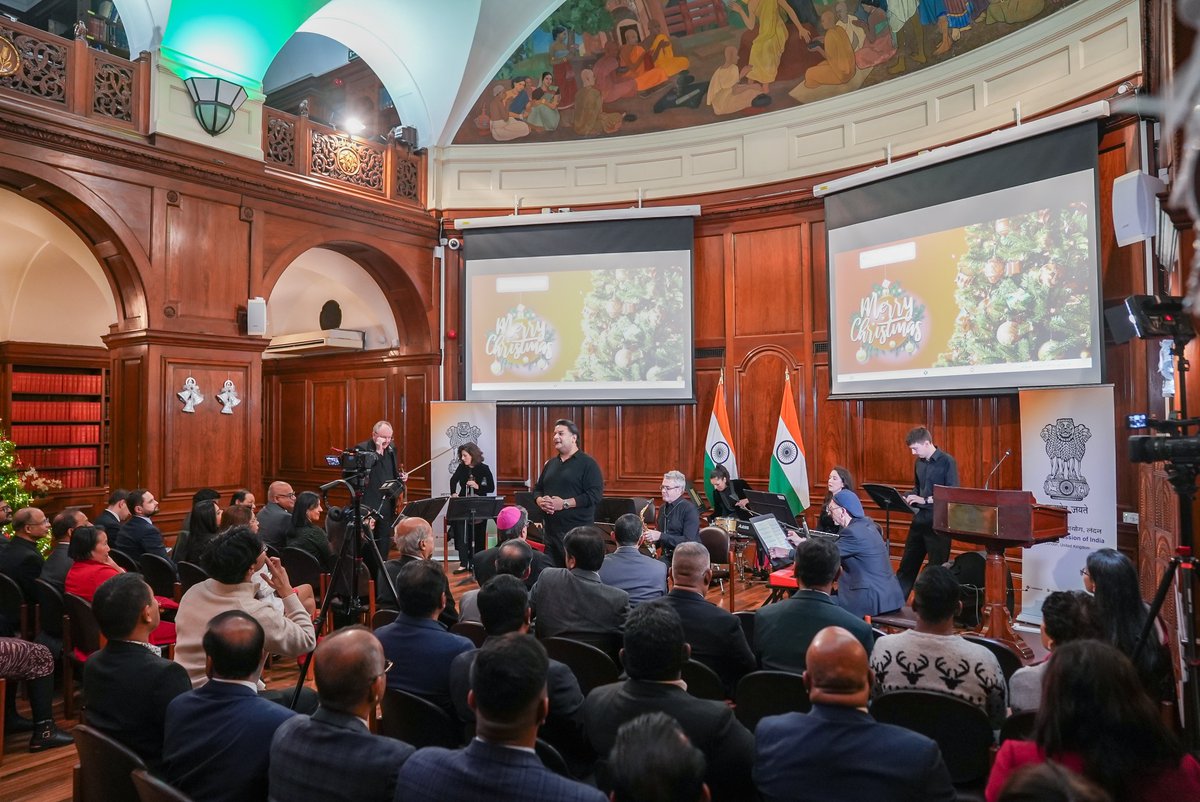 The evening featured a mesmerizing "Jazz and Carols" concert by the renowned Indian tenor Mr. Anando Mukerjee and <a href="/BernardiMusic/">Andrew Bernardi</a>.

Their soulful performance added to the festive spirit of the celebration at India House.

<a href="/VDoraiswami/">Vikram Doraiswami</a> <a href="/sujitjoyghosh/">Sujit Ghosh</a> <a href="/MEAIndia/">Randhir Jaiswal</a> <a href="/IndianDiplomacy/">Indian Diplomacy</a>