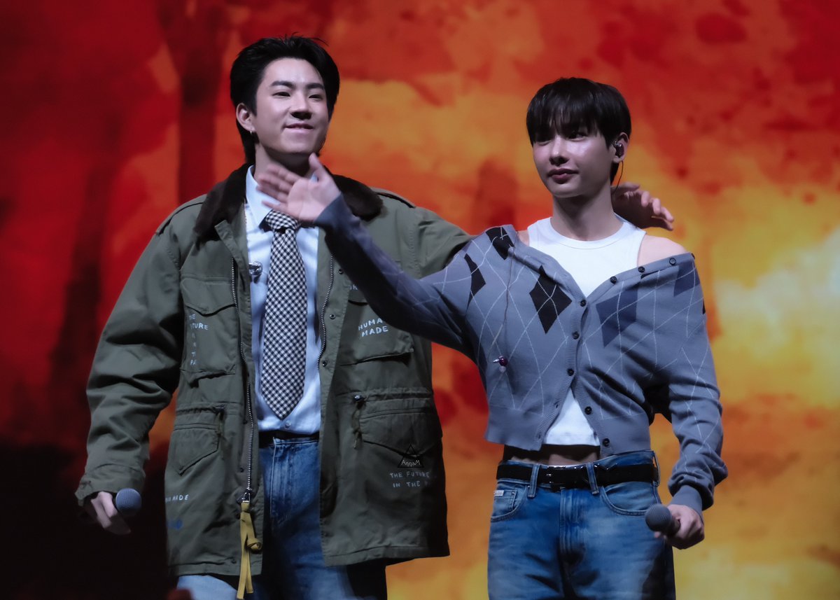 Jneworld's tweet photo. เอะอะคว้า แล้วหน้าตาแบบนั้นคืออะไร๊

#กันอรรถพันธ์ 
#ออฟจุมพล 
#ออฟกัน  #OffGum 
#GMMTVFanFest2024inMacau https://t.co/MEMFINMd5X