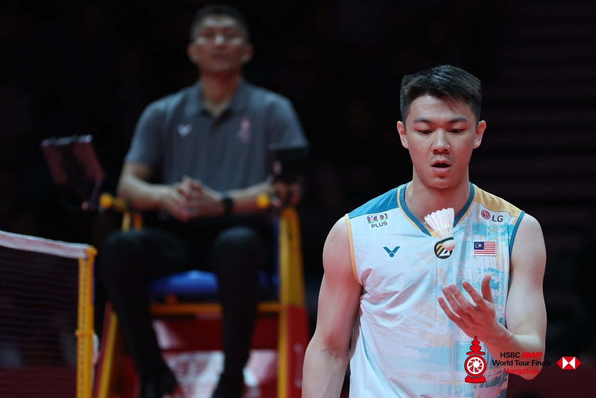 craigansibin's tweet photo. Rezeki yang ditunda. Sedih, tapi mesti Lee Zii Jia lagi sedih. 

#BadmintonMalaysia #HSBCRaceToFinals #Hangzhou2024 #BWFWorldTourFinals #WTF2024 https://t.co/C3snf5D8OB