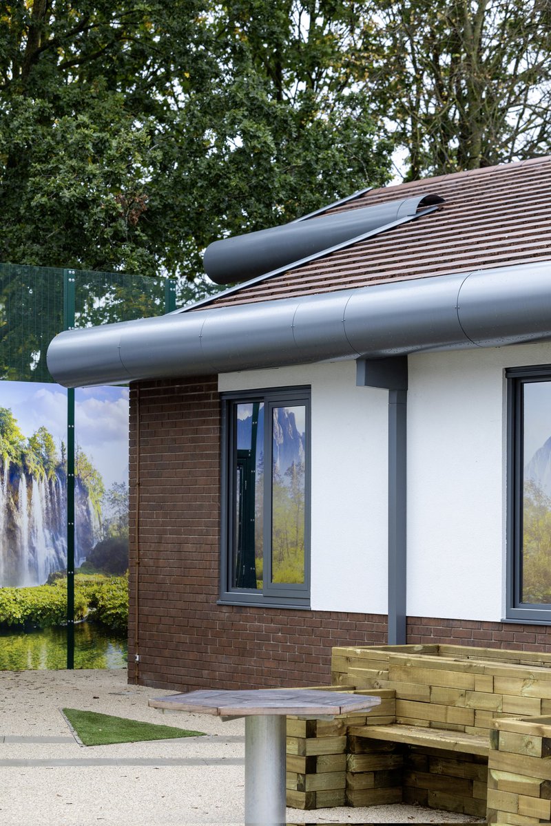 Whitestone_pics's tweet photo. A recently completed #MentalHealth facility by @gallifordtry in Herefordshire. A skillful mix of new build and refurbishment delivering a complex and safe #hospital environment.
#photography #architecture https://t.co/Wy6gHoQ3pq