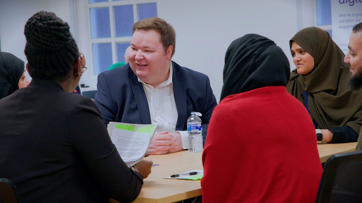 People who do not meet the criteria from <a href="/CommunityFibre/">Community Fibre</a> or are not based in London should speak to their Work Coach about other available support to help with their online job searches and to boost their digital skills