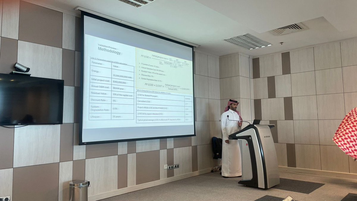 كلية الهندسة tweet media