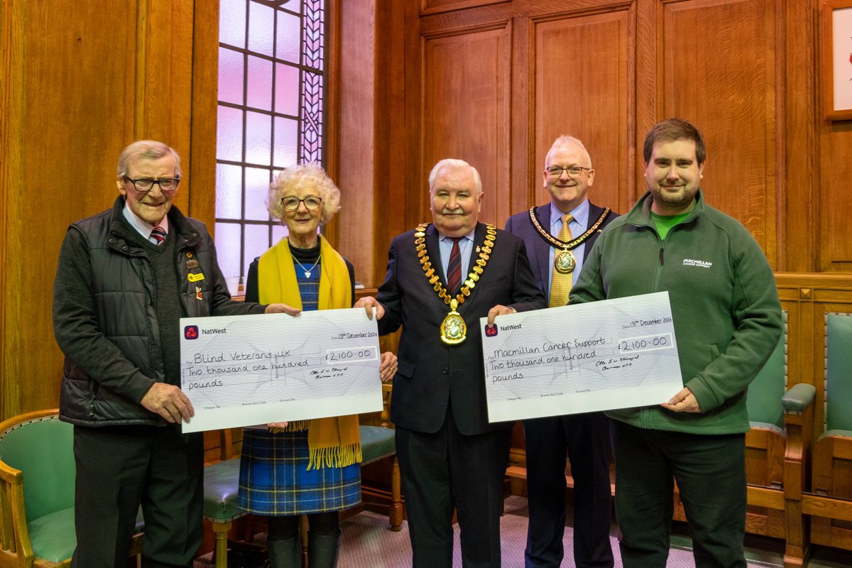 LincolnshireCC's tweet photo. Council Chairman, Cllr Eddie Strengiel, has welcomed reps from @macmillancancer and @BlindVeterans to our full council meeting today. He has been fundraising for them since May, raising over £2,000 for each charity. https://t.co/aErYKvvWJ9