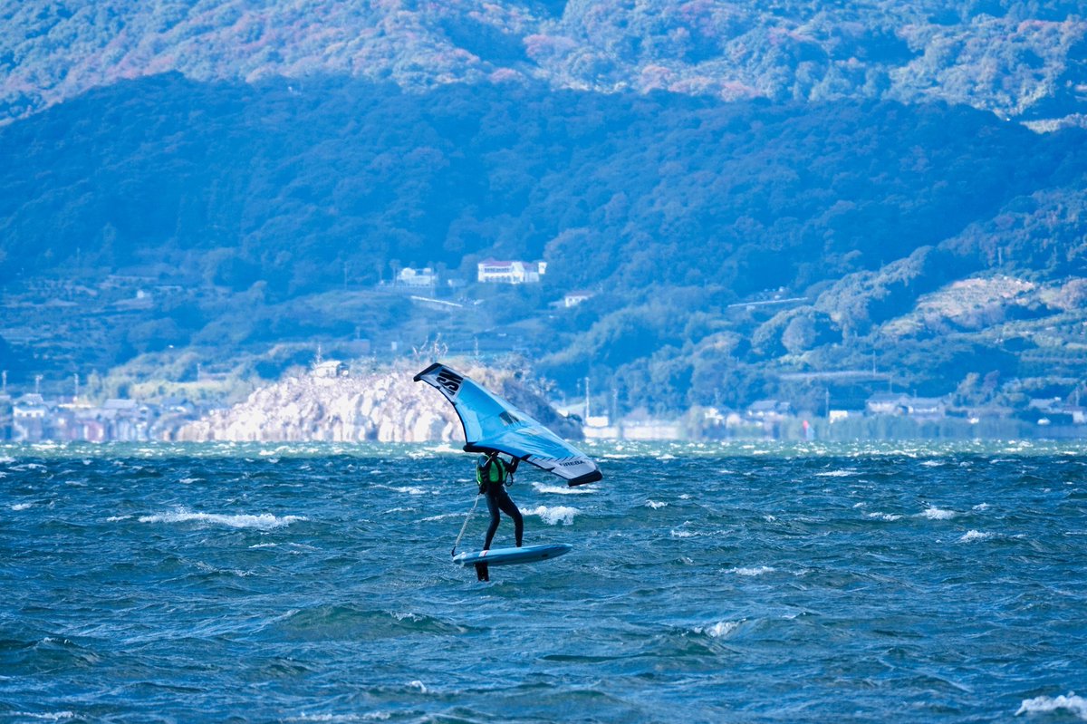 float_fuji_sup's tweet photo. 思い出お写真届きました📷
立ち上がっては転び、ふりだしにもどる。
少し沖へ向かってもう1回試す。
この瞬間を!ありがとうございました☆
#思い出 #お写真ご指導ありがとうございます #自然 #運動 #水 #風力 #波 #nature #sports #nsp #nspjp #water #wave #windy #floatfuji https://t.co/BVdnwvExze