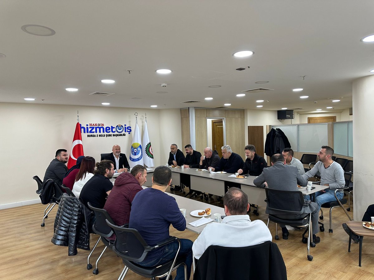 hizmetisbursa2's tweet photo. 📢 Temsilci Toplantımızı Başarıyla Gerçekleştirdik!

Şube Başkanımız Talat BAYHAN ve kıymetli yönetim kurulu üyelerimizin katılımıyla temsilci toplantımızı gerçekleştirdik. Alınan kararların tüm üyelerimize ve çalışan emekçi arkadaşlarımıza hayırlı olmasını temenni ediyoruz. https://t.co/cIgpbwzzgm