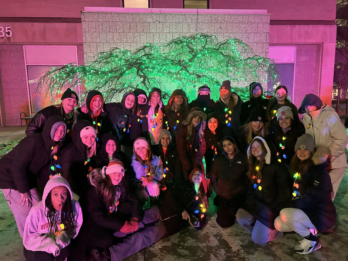 DCGBball's tweet photo. Love this tradition ❤️🖤 Moonbeams for Sweet Dreams with all 3 teams! #ServiceForOthers #GetTo https://t.co/DBstnzoFfX