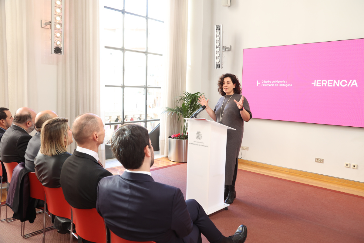 📌 La #UPCT impartirá títulos de Especialista en Historia y Patrimonio de Cartagena y en Arqueología Subacuática

🤝 El Rector y la Alcaldesa han presentado las actividades de la Cátedra conjunta y su nueva web y marca: #Herencia

🔗 upct.es/noticias/2024-…