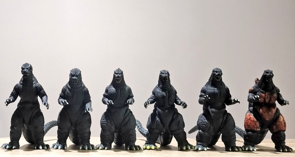GoodGuy73405236's tweet photo. vsゴジラのムビモン集合！！

サイボット、84ゴジ、ギドゴジ
バトゴジ、モゲゴジ、デスゴジ
結構集まってきました！！

ビオゴジとラドゴジのムビモン発売して欲しい😭

なんなら完結30周年でvsゴジラメモリアルBOXとか出ないかな（笑）

#ゴジラ
#ムービーモンスターシリーズ https://t.co/XoZepQ4yqg