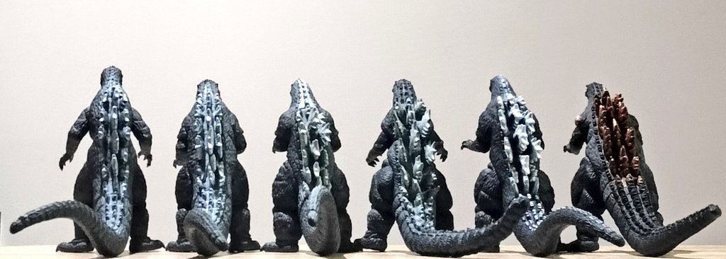 GoodGuy73405236's tweet photo. vsゴジラのムビモン集合！！

サイボット、84ゴジ、ギドゴジ
バトゴジ、モゲゴジ、デスゴジ
結構集まってきました！！

ビオゴジとラドゴジのムビモン発売して欲しい😭

なんなら完結30周年でvsゴジラメモリアルBOXとか出ないかな（笑）

#ゴジラ
#ムービーモンスターシリーズ https://t.co/XoZepQ4yqg