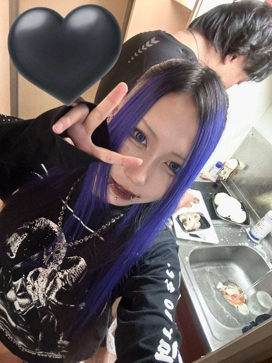 DevilMizuki's tweet photo. お誕生日凄く幸せでした🖤 https://t.co/27baHCShuU
