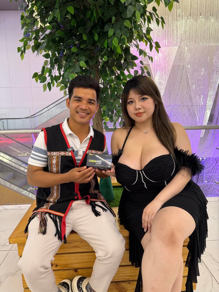 mevy1987's tweet photo. Xem cô Trang đụ nhau ko?
Clip full dưới bình luận https://t.co/BazGxIqn5t