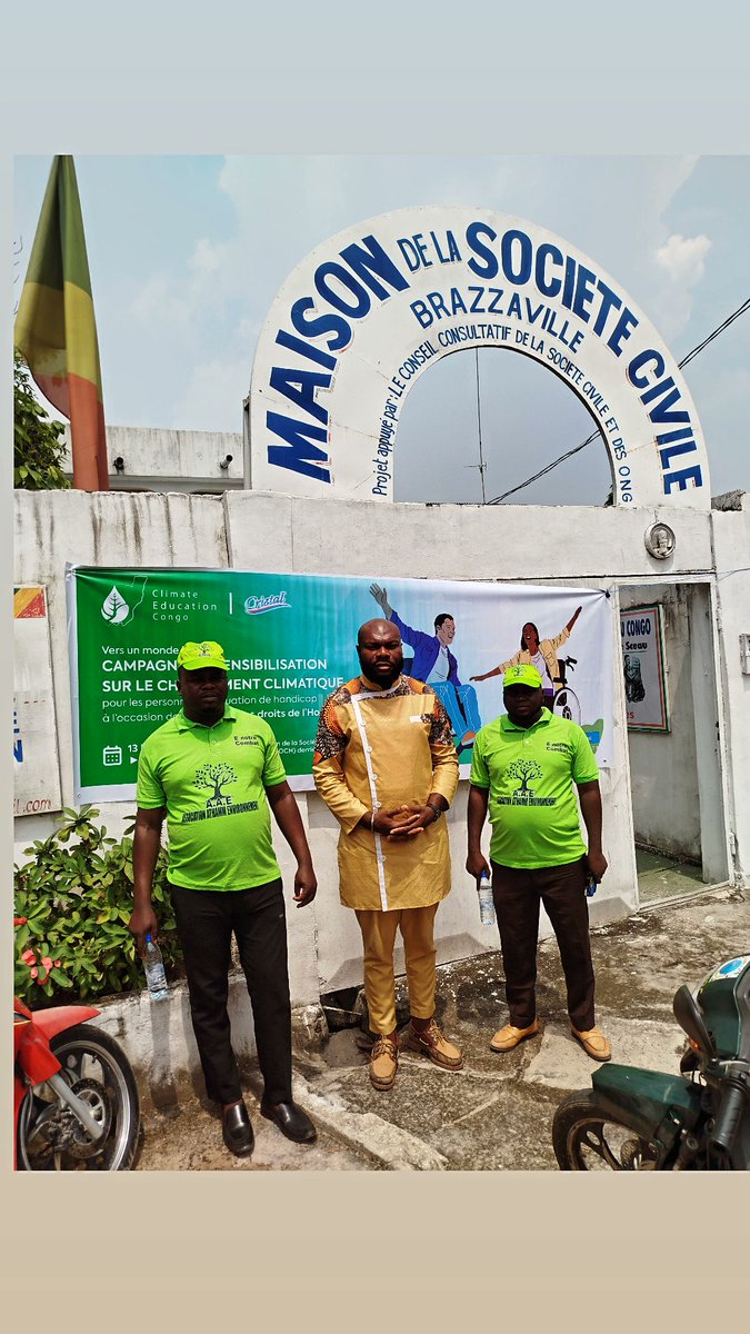 AssocATHAMMEnvi's tweet photo. @AssocATHAMMEnvi est très heureuse d'avoir participé à la campagne de sensibilisation sur le changement climatique destinée aux personnes en situation de handicap, organisée par l'assoc Climat Environnement Congo, présidée par M. Chirel ETOUBAKOUNDOU. @adamafooly @ASoudanNonault https://t.co/SGdtWQJPm3