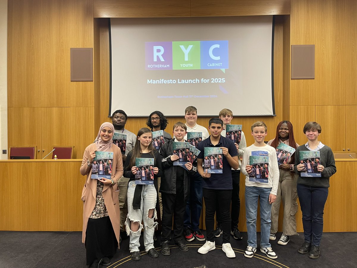 Rotherham youth cabinet had another great night in the Town Hall for our yearly manifesto launch. Thank you to everyone that attended. We can't wait to get started on our two new aims for next year, 'Proud to be From Rotherham' and 'Making Schools Listen'