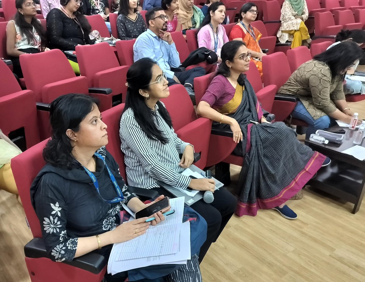 On Day#2 of our "Basic Workshop on Qualitative Data Analysis with Focus on RAPID Analysis for Implementation Research", Dr Rutuja Patil and Dr Solomon Salve gave hands on training for coding, techniques of categorization, theme development and qualitative report writing.