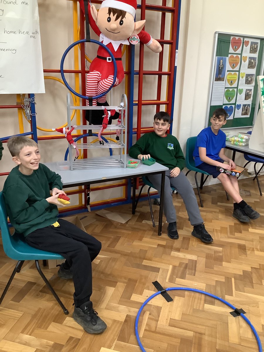 GreenfieldsPri1's tweet photo. All the fun of the Greenfields Christmas Fair 🎄 https://t.co/v62qEbtHct