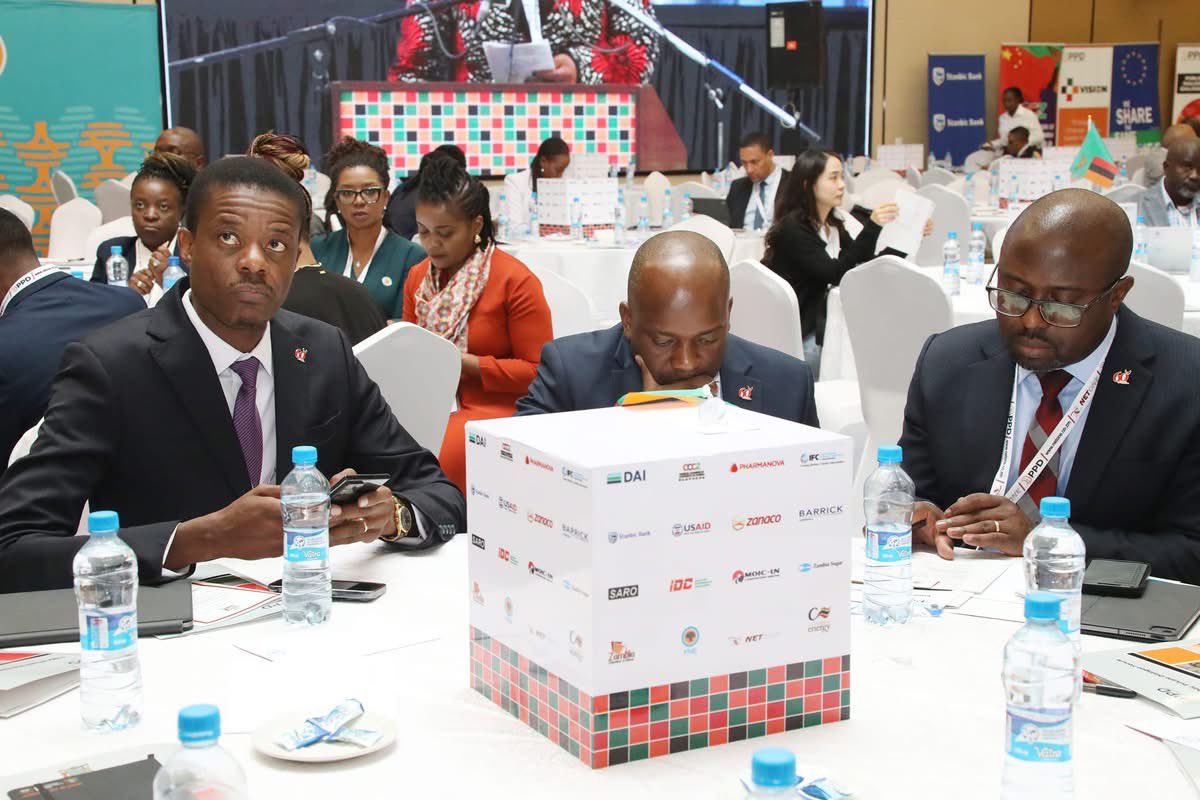HHichilema's tweet photo. Public service & private sector are 2 sides of the same coin, there is no need for antagonism.
This was the overarching theme of our message at #PPDF2024. πΏπ²#FosteringCollaboration #CocreatingSolutions https://t.co/tbF6YqhhjS