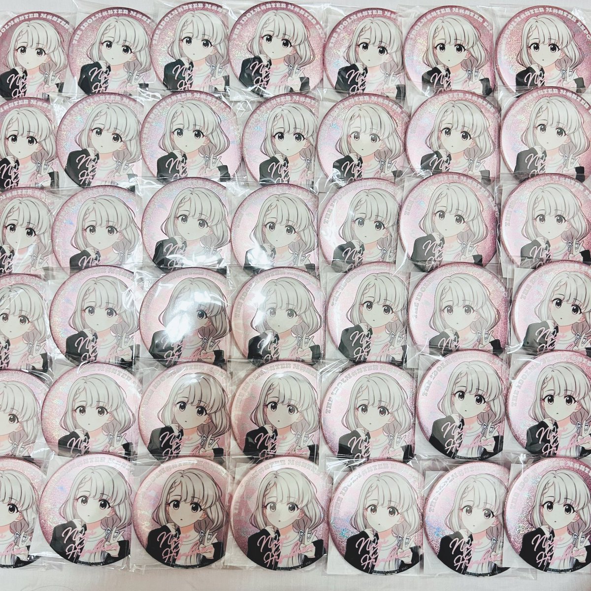 【譲渡】
THE IDOLM@STER EXPO アイドルマスターシンデレラガールズ 缶バッジ グリッター グリ缶

譲→久川 颯、凪

求→定価＋送料

担降りのためこちら定価譲渡することにいたしました。各42個ずつあります。この個数あればA3痛バ組めます。
1個からバラ売り可能です。