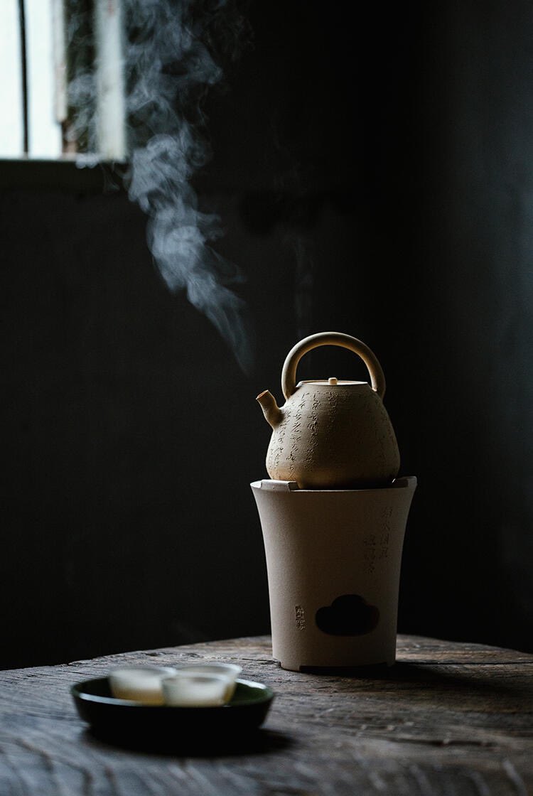 morimatea's tweet photo. The joy of brewing tea.
.
.
.
#charcoalfire #ancientstyle #tea #teatime #teacorner #innerpeace #quietandpeaceful #enjoytea #teaaddict #artistic #aesthetics #slowlife #chineseculture #healthylifestyle #relaxmoment #quietonset #gongfucha #chaozhou #art #photography #morimatea https://t.co/69YQES0TgY