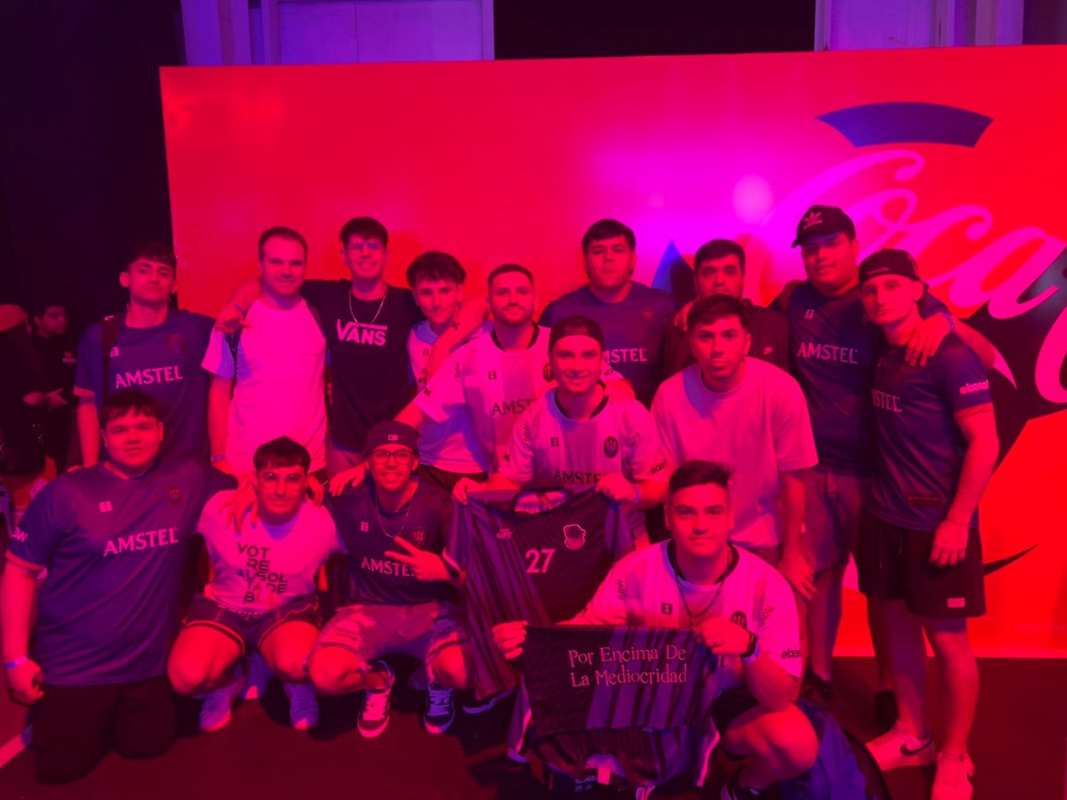 Facudelmillo15's tweet photo. Campeones de iesa🫡 @ebea2gg https://t.co/bNfBaa6C5q
