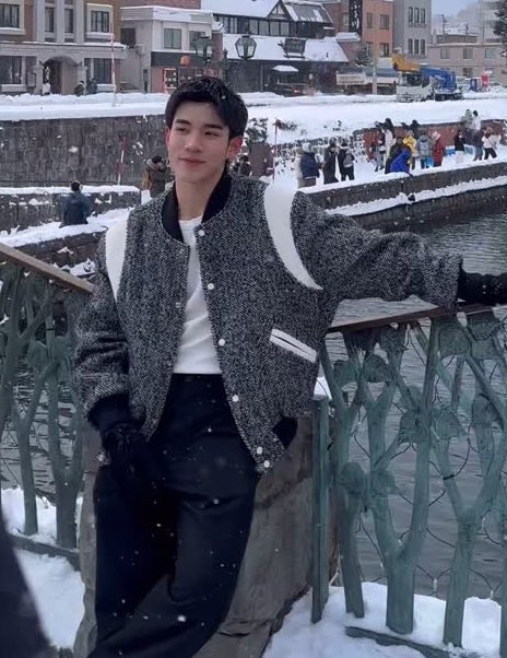 imyginkgo's tweet image. วิวจ๋วย + นายแบบหล่อ ถูกต้องทุกตรง ❄️🐾✨

#NEKKOxGFINHOKKAIDO
#NEKKOxGEMINIFOURTH
