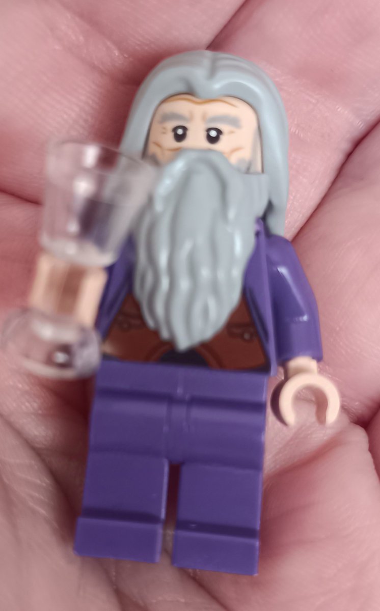Y a pas à dire, en Lego t'es trop mignon grand-père !!