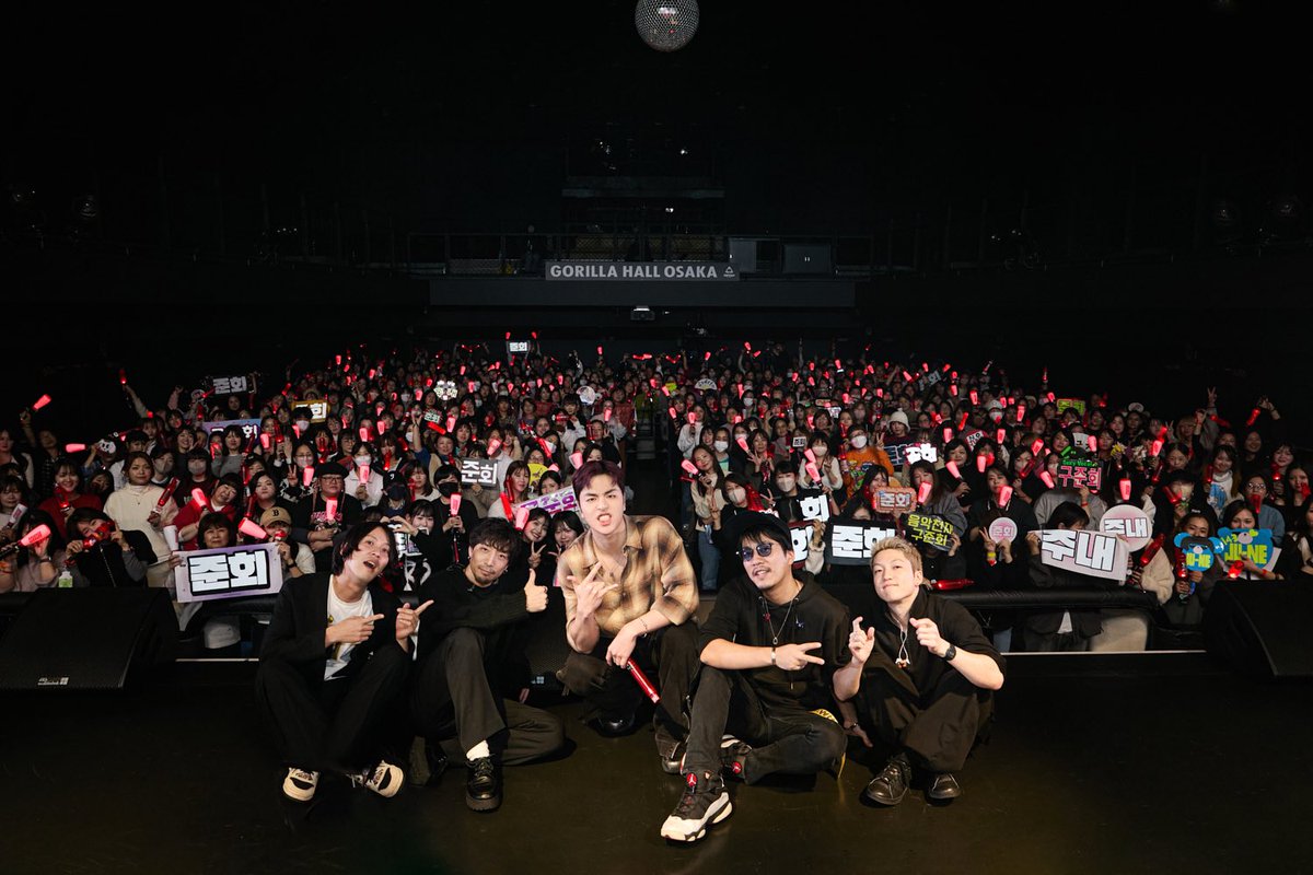 iKONIC_143's tweet photo. [#FORiKONIC] 

첫 솔로 콘서트 오사카 첫날 공연이 끝났습니다!
오늘도 어김없이 공연장에 팬분들의 환호성으로 가득 채워주셔서 정말 행복했습니다.
내일 공연도 여러분이 저의 힘이 되어주세요!
감사합니다!!

#JU_NE #구준회 
#아이콘 #アイコン #iKON 
#CarpeDiem https://t.co/aNnki9LceE