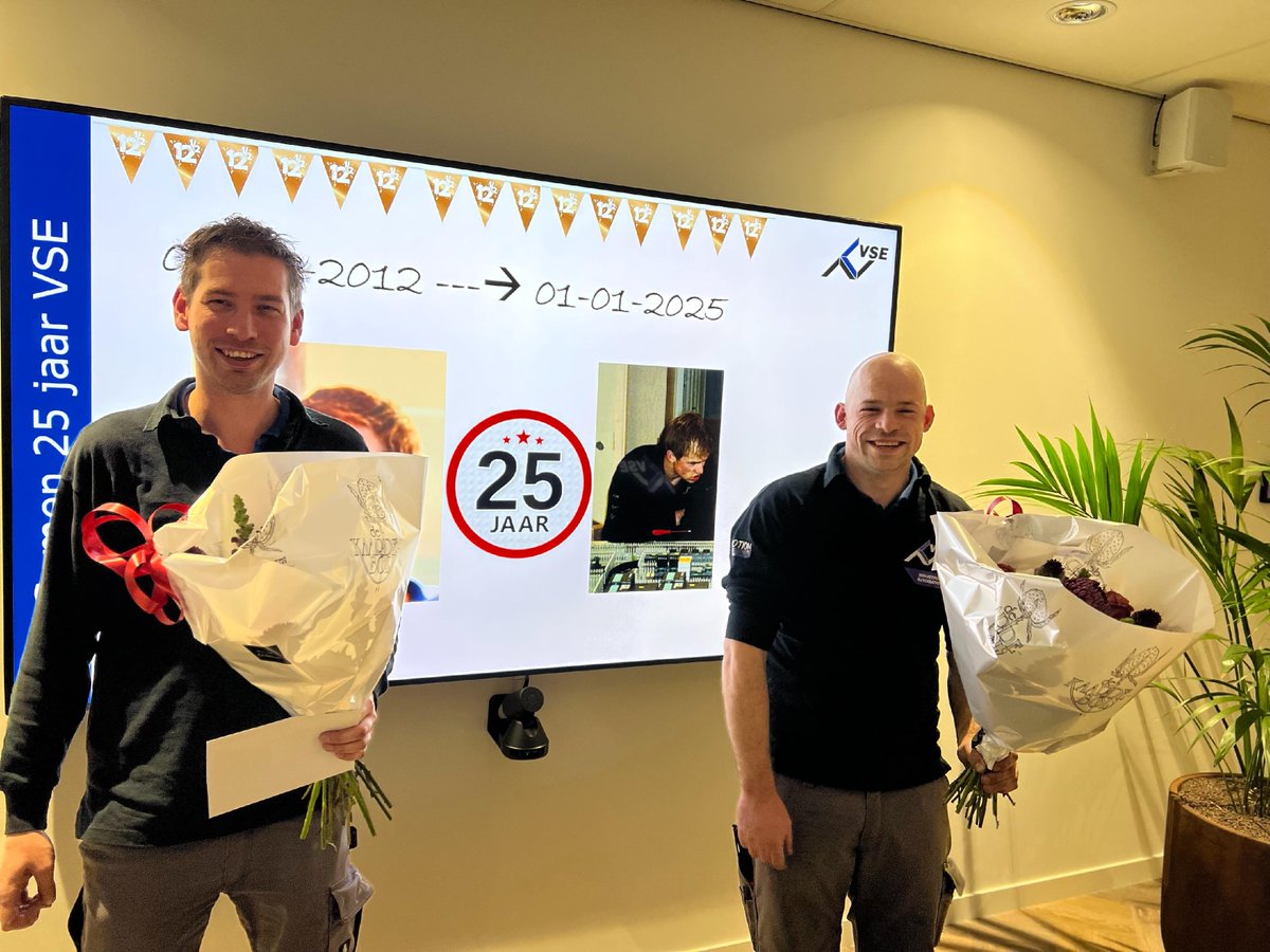 Dirk-Jan en Wouter opgeteld 25 jaar bij VSE, wat een feest. Gefeliciteerd en harstikke bedankt voor jullie fantastische inzet heren, dat wordt gewaardeerd!

#Fijn #Samenwerken #Trouwe #Collegas