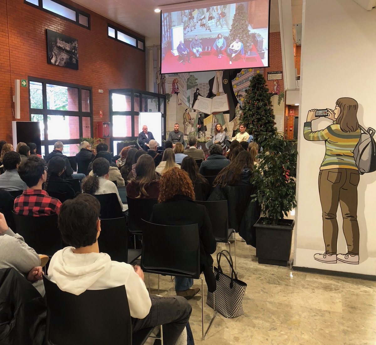 DretUV's tweet photo. 📸Aquest matí en @DretUV finalitzem la nostra #SemanaDDHH amb una taula sobre #Gaza: Balanç d'un any de guerra i genocidi.
Amb @olgarodriguezfr, @tonipigrau, Ana Tomás, @jorgertolosa i @jmarc_ferrando https://t.co/qfmNB3t0ZB