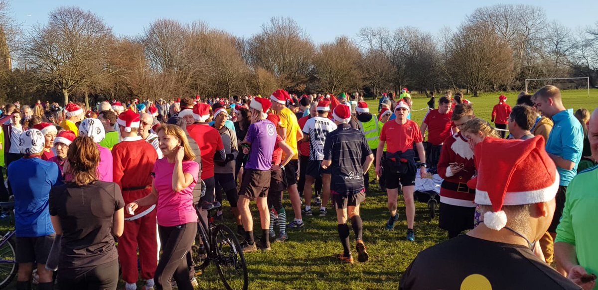 Dust off your festive attire and come along on 21st December for an Xmas run
 #loveparkrun