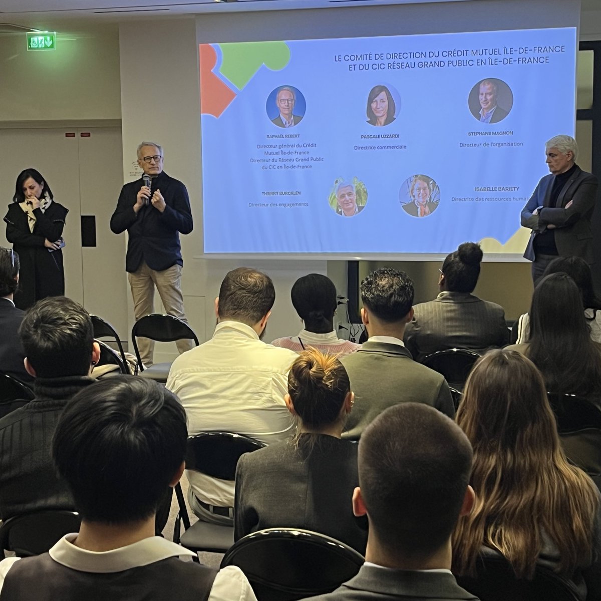 🎙️Heureuse d’avoir pu intervenir auprès des jeunes alternants du groupe <a href="/CreditMutuel/">Crédit Mutuel</a> IDF <a href="/cic/">CIC</a> lors de la demi-journée dédiée à l’alternance.
Il n’y a pas si longtemps, j’étais à votre place c’est un plaisir de partager mon expérience et d’échanger avec vous. 
Merci !