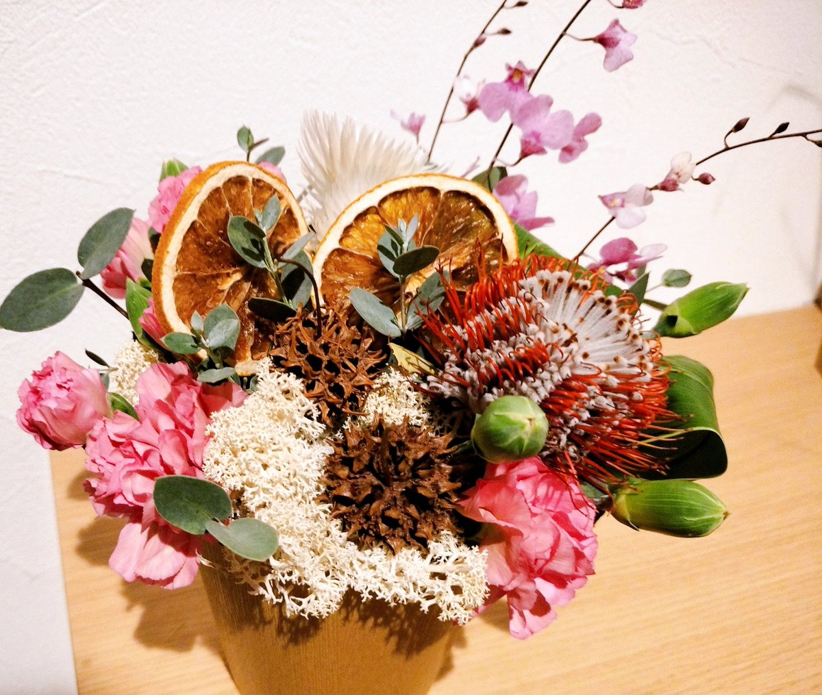 お花かわいいので見て！ アネモネは入荷がなかったので、代わりに