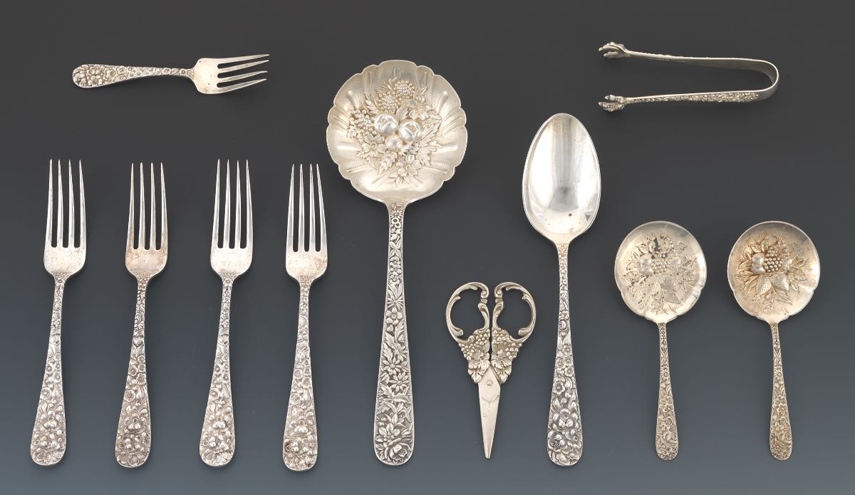 SAB_antiques's tweet image. ✨Explore the Hidden Value of Antique Silver Flatware! ✨
Discover hidden treasures in antique silver flatware, whether heirloom or vintage finds. Learn to identify, value, and care for your silver collection.
🍴🔍💰
👉sarasotaantiquebuyers.com/antique-and-co…
#AntiqueSilver #SilverFlatware