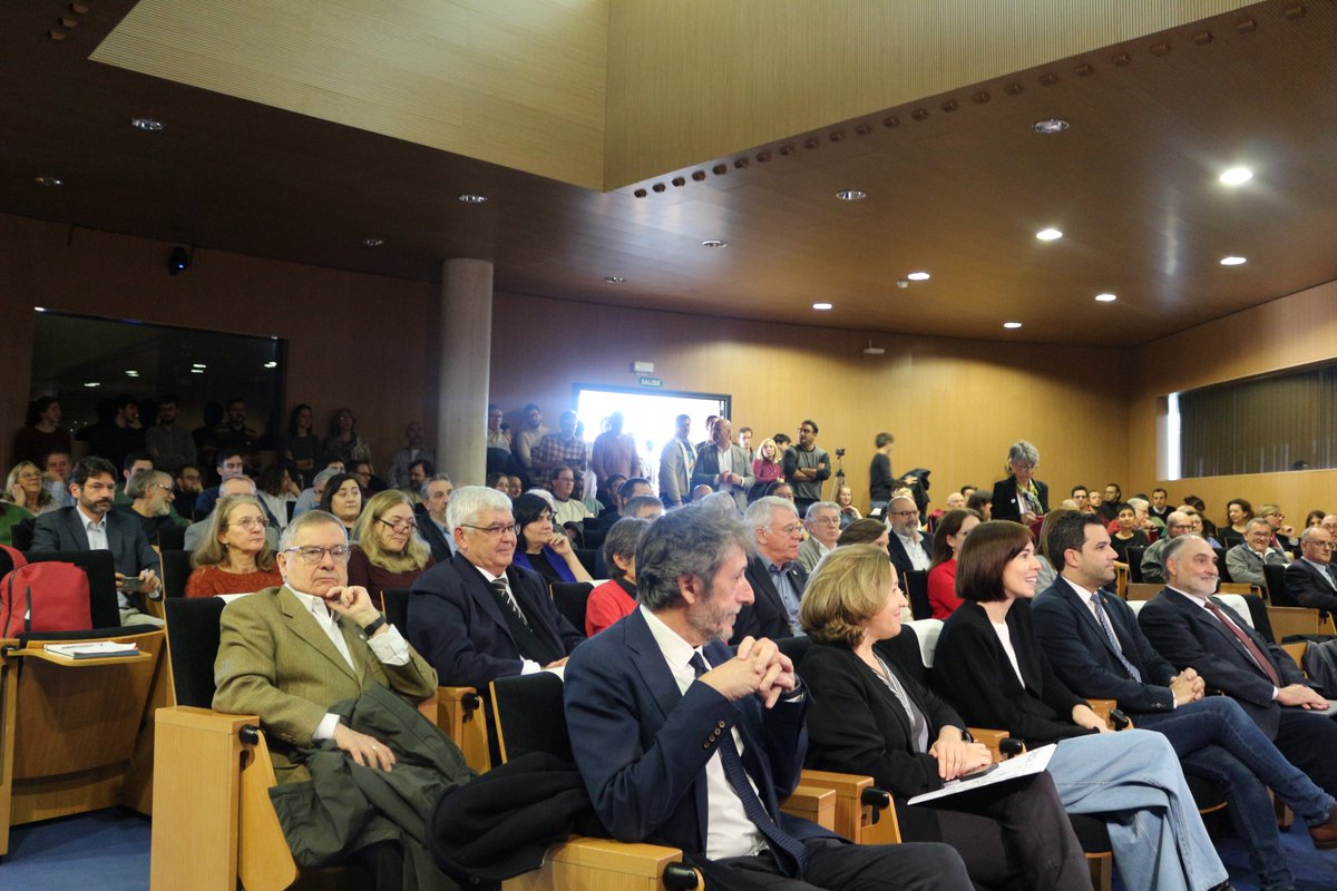 Inst.Fís.Corpuscular tweet media