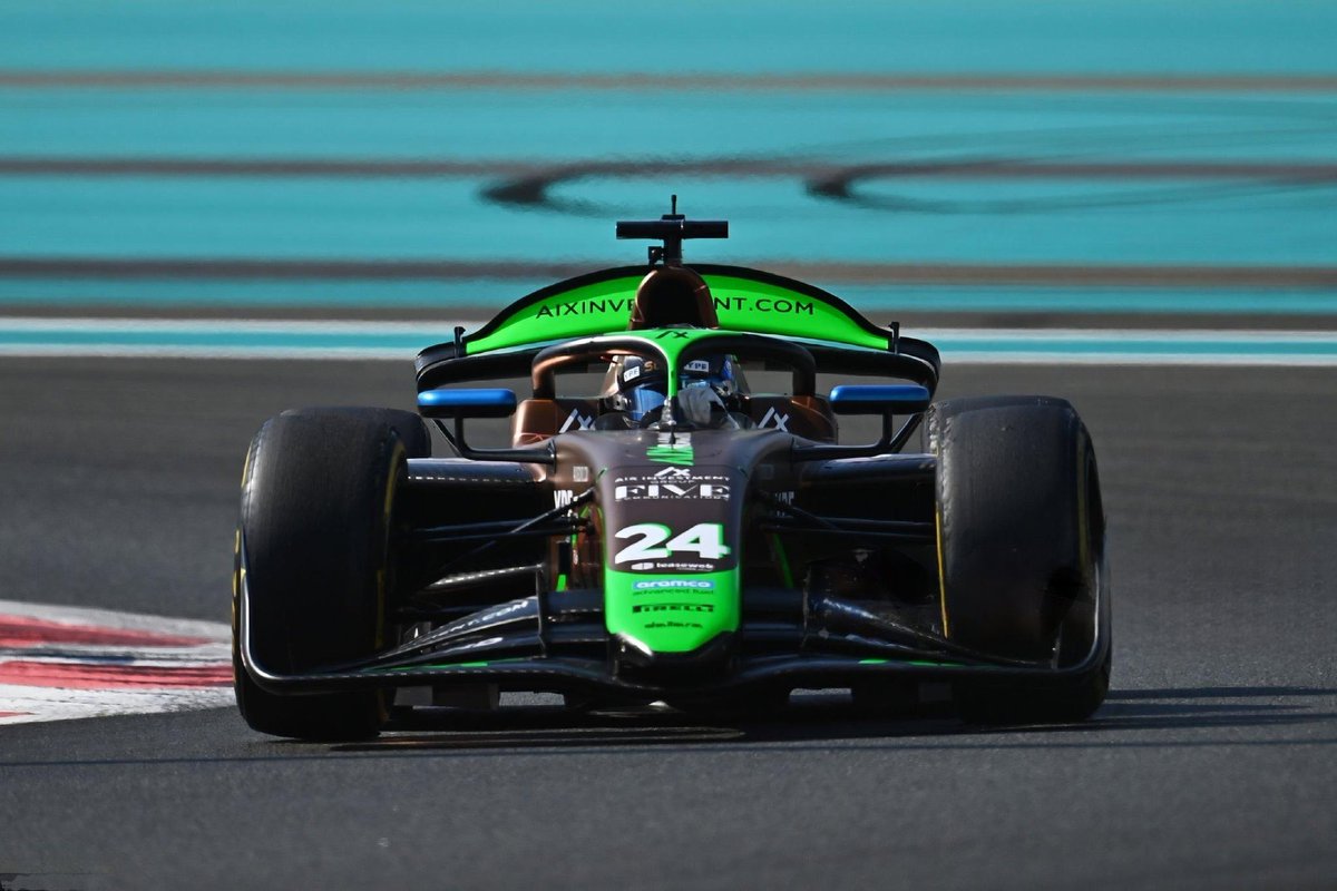 FormulaArgOK's tweet image. 📣| En su primera vez en un F2 actual, @NicoVarrone quedó segundo a 0,072s de Pepe Martí.

¿Pero como nos vas a ilusionar así?
Impecable Nico 💪🏻🇦🇷 

#F2 #F2Testing