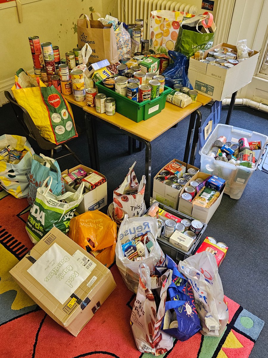 Thank you to everyone for their <a href="/BankHereford/">Hereford Food Bank</a> donations #ProudAYLE