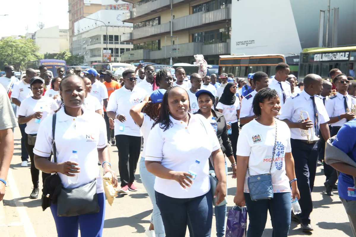 YouthFund_Ke's tweet photo. 3/3
The day was observed with a Migration Walk, a blood donation drive & entertainment designed to celebrate migrants, advocate for their rights, and encourage the international community to collaborate in harnessing the benefits of migration.
#StepUpFoeSafeMigration #YouthFund https://t.co/I7l7IXtxbL