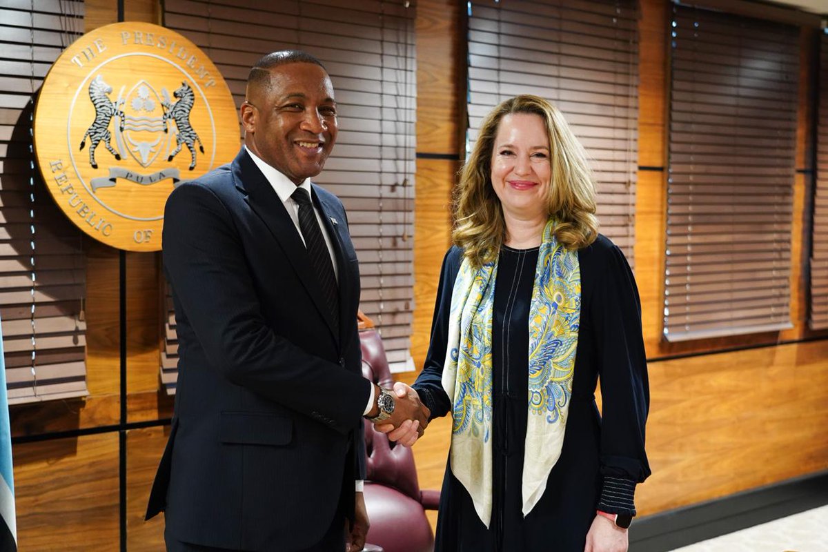 Honored to meet Mr. President <a href="/duma_boko/">Duma Gideon Boko</a>! We share his commitment to reducing poverty and enabling development. 

With smart policies and committed implementation, migration can reduce poverty, foster resilience, and drive shared growth for all people.