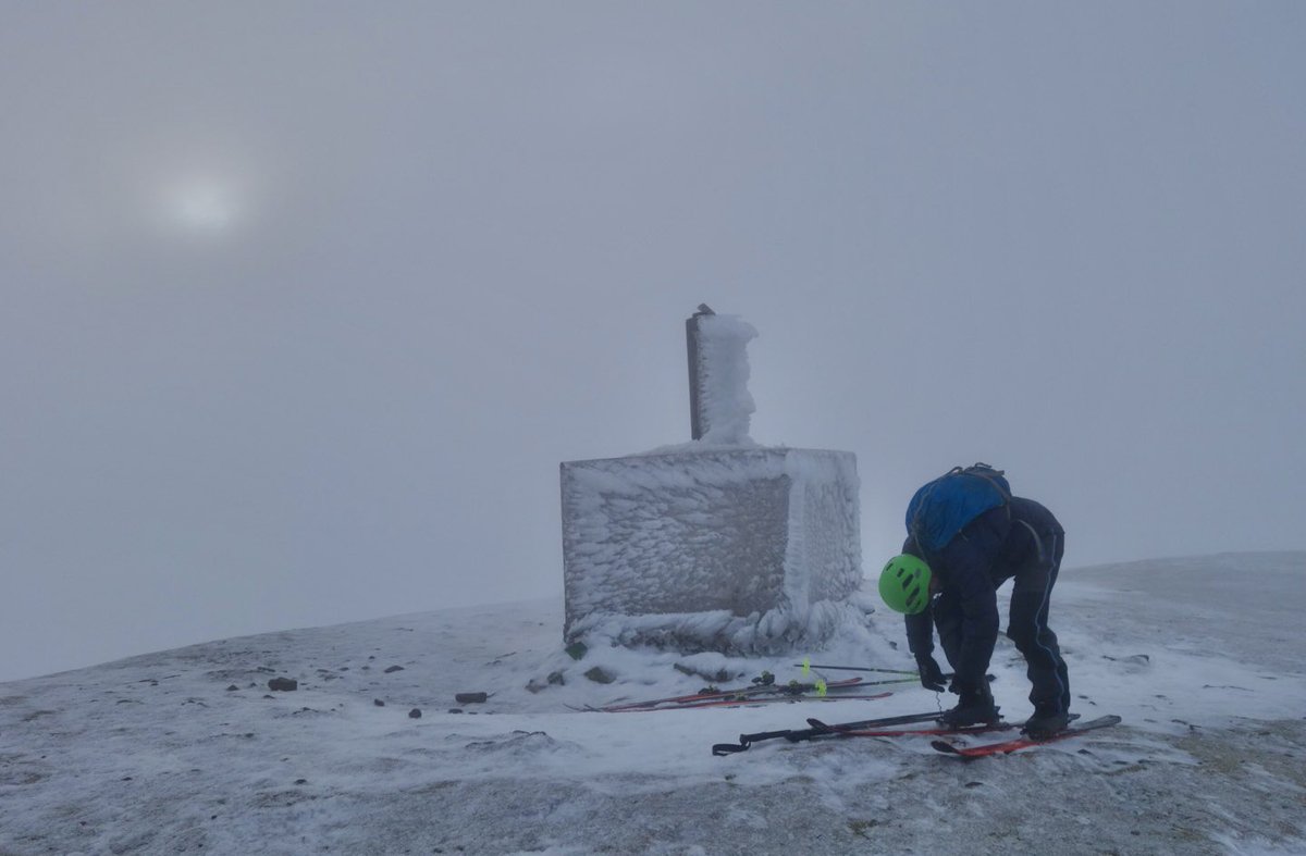 Ohiko eski eguna Saioa mendian