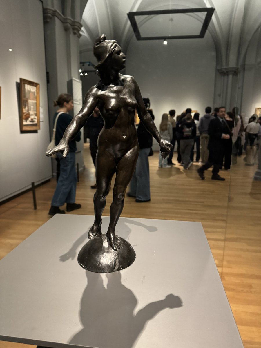 Y z’ont foutu la république à poil 😱