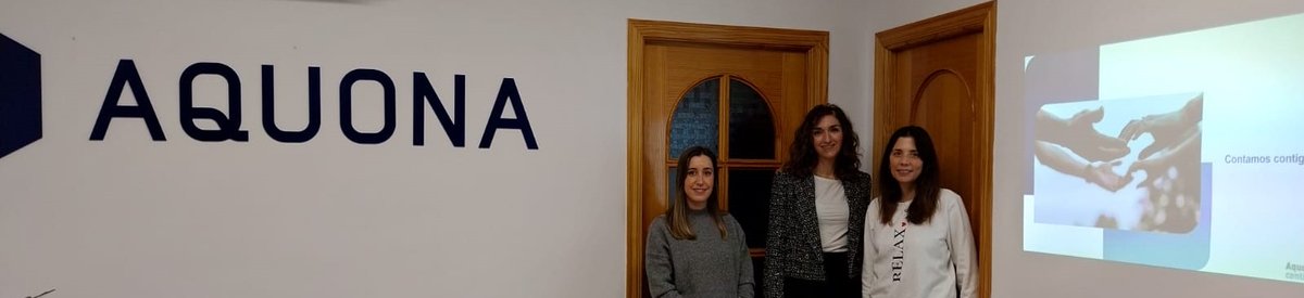 Veolia_Castilla's tweet photo. Y dentro del programa #Contigo, desarrollado en C-LM, las trabajadores sociales del @Ayto_Infantes recibieron información sobre este proyecto social, sostenible e inclusivo, destinado a eliminar barreras. 
El taller fue impartido por la responsable de #Clientes, Isabel Rodríguez. https://t.co/XCfPbqMQ3Z