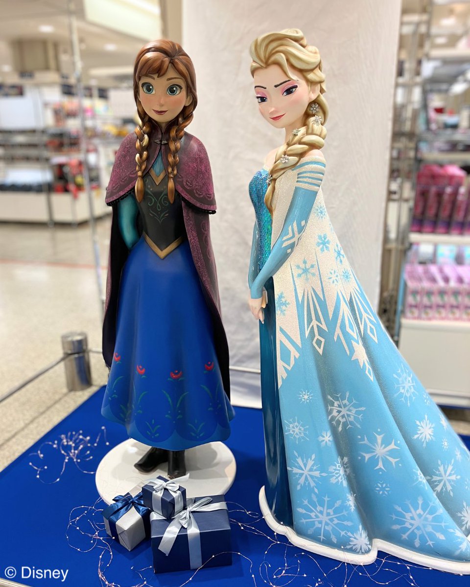 アナ雪さん専用！！ Amazon.co.jp: Disney Store 公式アナと雪の女王 人形2点セット
