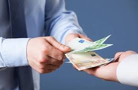Per le promozioni di fine anno 2024, la nostra ONG ti offre prestiti in denaro da 3.000 € a 500.000 € a tutte le persone fisiche e giuridiche che possono rimborsarli con un tasso di interesse dell'1,5%.
 E-mail: Finanziaerung@europemail.com
  Numero Whatsapp: +393510703522